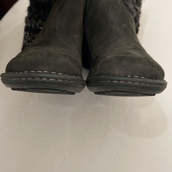 UGG WINTER WEDGED KNIT BOOTS WOMENS SIZE 6 - Picture 9 of 14